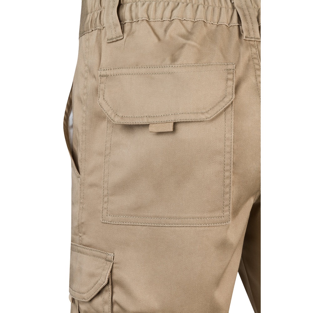 VL HEBE. Bermuda stretch, multipoches (240g/m²), en coton (46%), EME (38%) et polyester (16%)