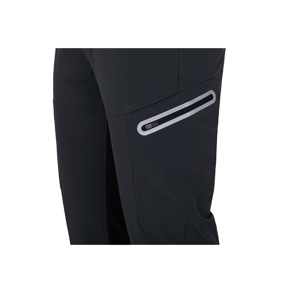 VL SELENE. Pantalon (230 g/m²), composé de nylon recyclé (91 %) et d'élasthanne (9 %)
