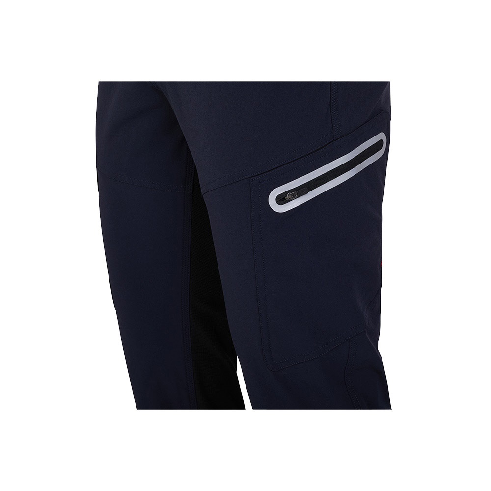 VL SELENE. Pantalon (230 g/m²), composé de nylon recyclé (91 %) et d'élasthanne (9 %)