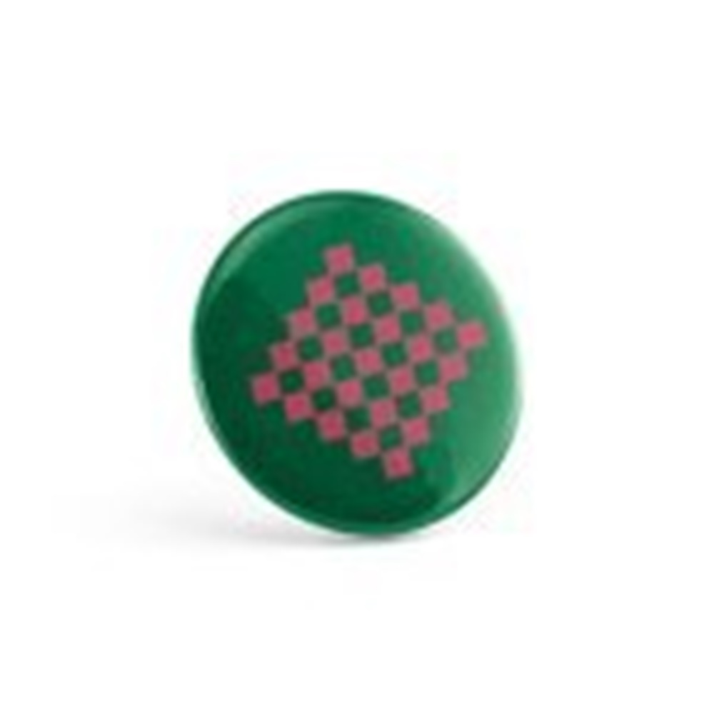 Vue 3 de Button PIN 12. Pin's rond avec aimant et décapsuleur