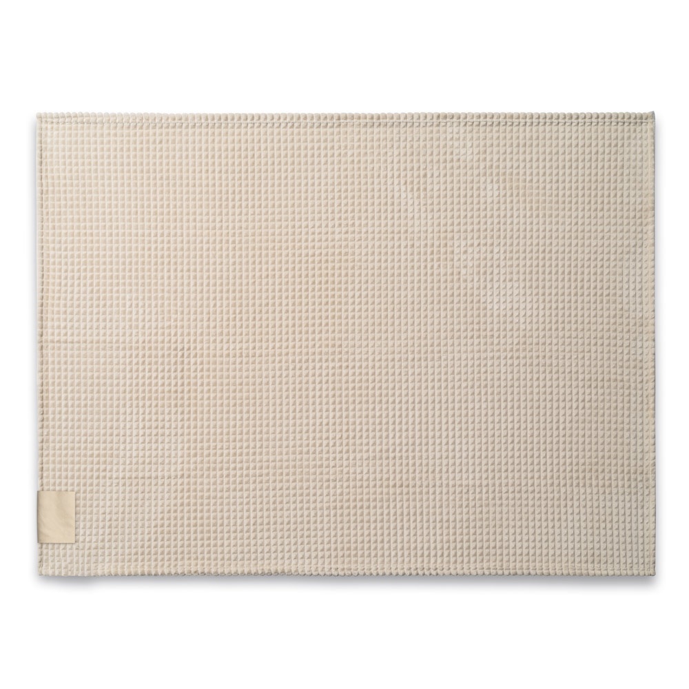 CELINE. Couverture en polyester recyclé (100% rPET) avec détail cousu pour la personnalisation
