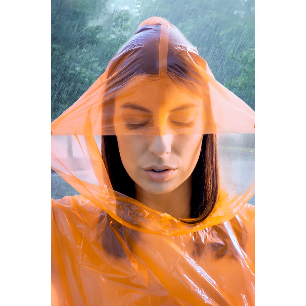 SANDRA. Poncho imperméable
