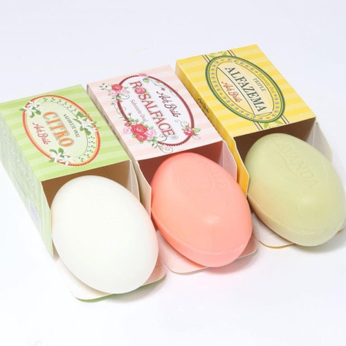 FLORES. Sabonetes em formato seixo (150g)