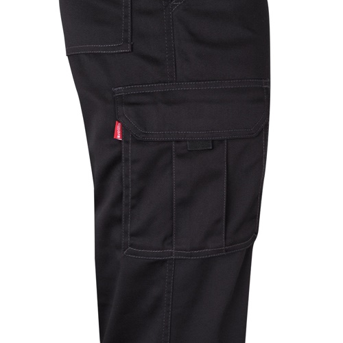 VL PAN. Calças stretch multibolsos (290g/m²), em algodão (46%), EME (38%) e poliéster (16%)