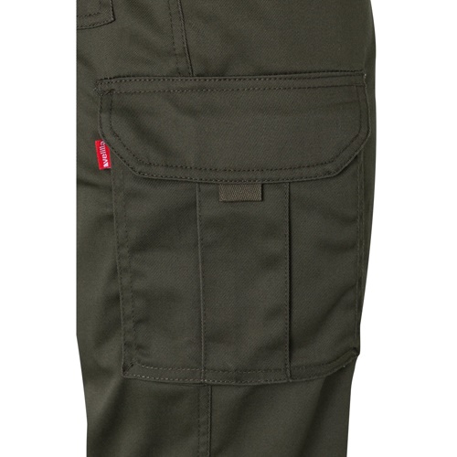 VL PAN. Calças stretch multibolsos (290g/m²), em algodão (46%), EME (38%) e poliéster (16%)
