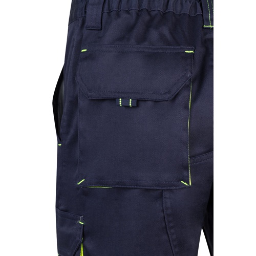 VL HEMERA. Bermudas stretch bicolor multibolsos (240g/m²), em algodão (46%), EME (38%) e poliéster (16%)