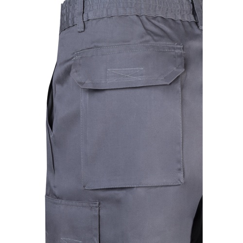 VL CHIONE. Bermudas em sarja multibolsos (200g/m²), em algodão (35%) e poliéster (65%)
