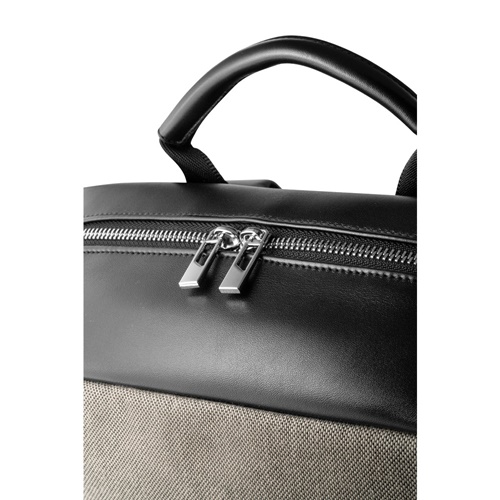 DIVERGENT BACKPACK II. Mochila para portátil até 15'6'' em tecido e PU