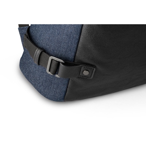 DIVERGENT BACKPACK I. Mochila para portátil até 15'6'' em ganga e PU