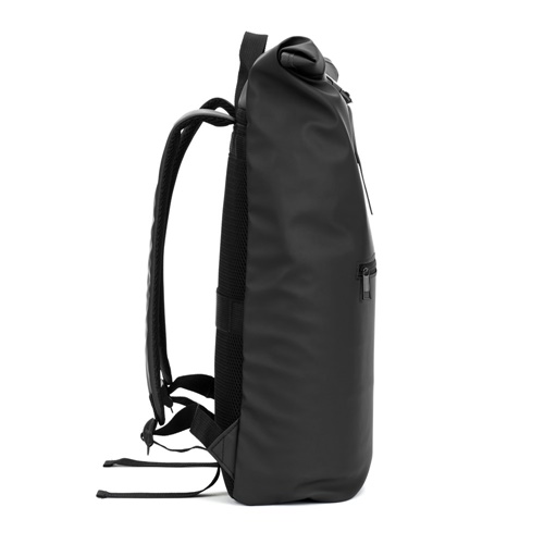 PORTLAND. A mochila "roll top" em PU com bolso para computador portátil 16"