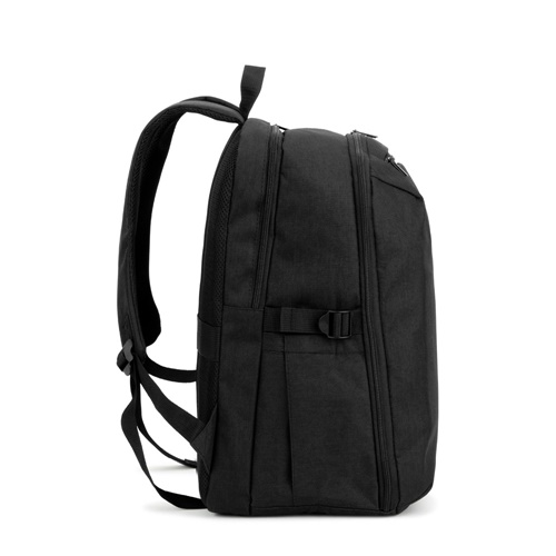 UDINE. Mochila com um compartimento de abertura total em poliéster reciclado 300D de alta densidade 16"
