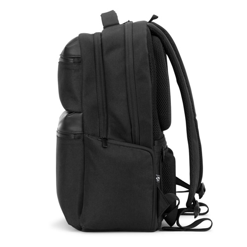 COPENHAGEN. Mochila em twill reciclado repelente à água com dois bolsos frontais de grande dimensão 17'3"