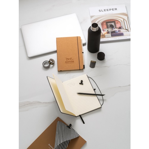 MATISSE. Bloco de notas A5 com capa rígida em pele (70% reciclada) com folhas pautadas