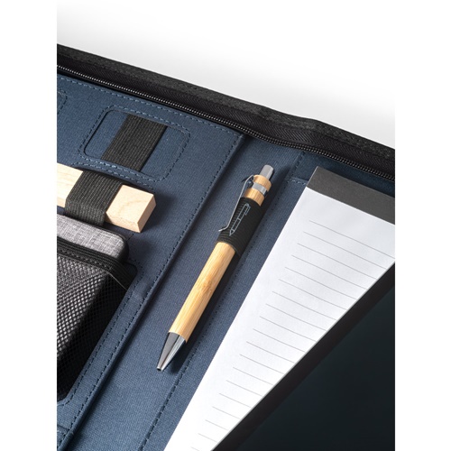 EMERGE FOLDER. Pasta A4 em poliéster reciclado (100% rPET) 300D com fecho