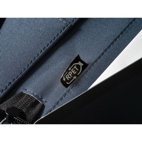 EMERGE FOLDER. Pasta A4 em poliéster reciclado (100% rPET) 300D com fecho