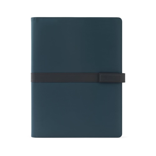 SANDERSON FOLDER. Pasta A4 em PU (50% reciclado) com fecho magnético e bloco de notas com páginas pautadas