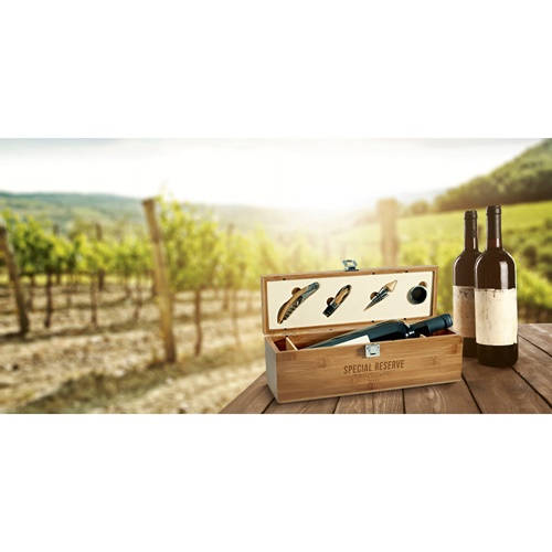 SYRAH. Conjunto para vinho em bambu, ABS e aço inoxidável