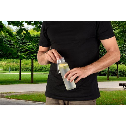RIO rPET. Garrafa em PET reciclado (100% rPET) com acabamento mate 600 mL