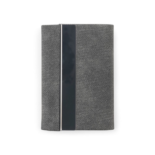 VAUGHN. Conjunto composto por um porta-cartões e porta chaves, ambos em metal e poliéster reciclado (30% rPET)