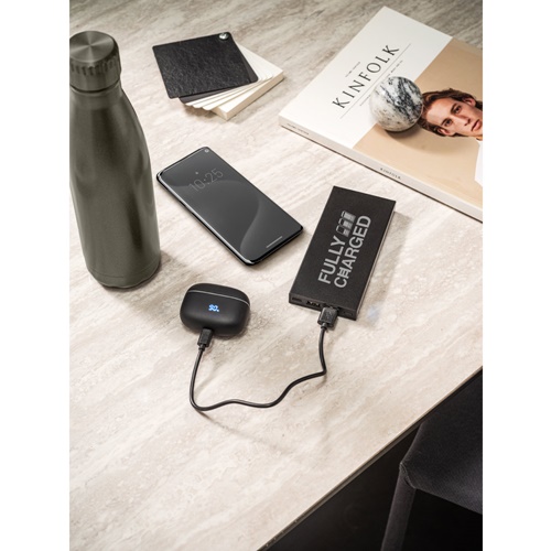 DOROTHY 10. Power bank 10'000 mAh em alumínio reciclado (100% rAL)