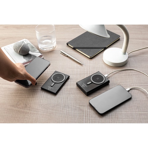 WRIGHT 5. Power bank magnética com carregamento super-rápido em alumínio reciclado e ABS reciclado 5'000 mAh