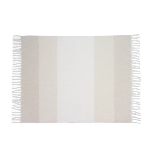 COMFY. Manta em poliéster reciclado (100% rPET)(300 g/m²), com uma sensação de toque "mohair"