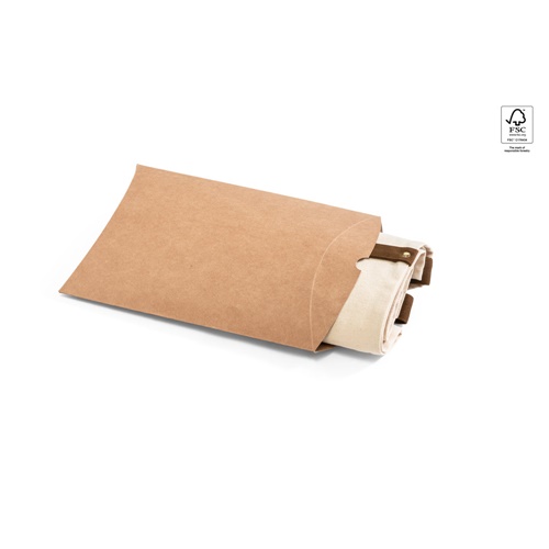 HOLM. Avental em 100% algodão canvas (320 g/m²) com detalhes em metal