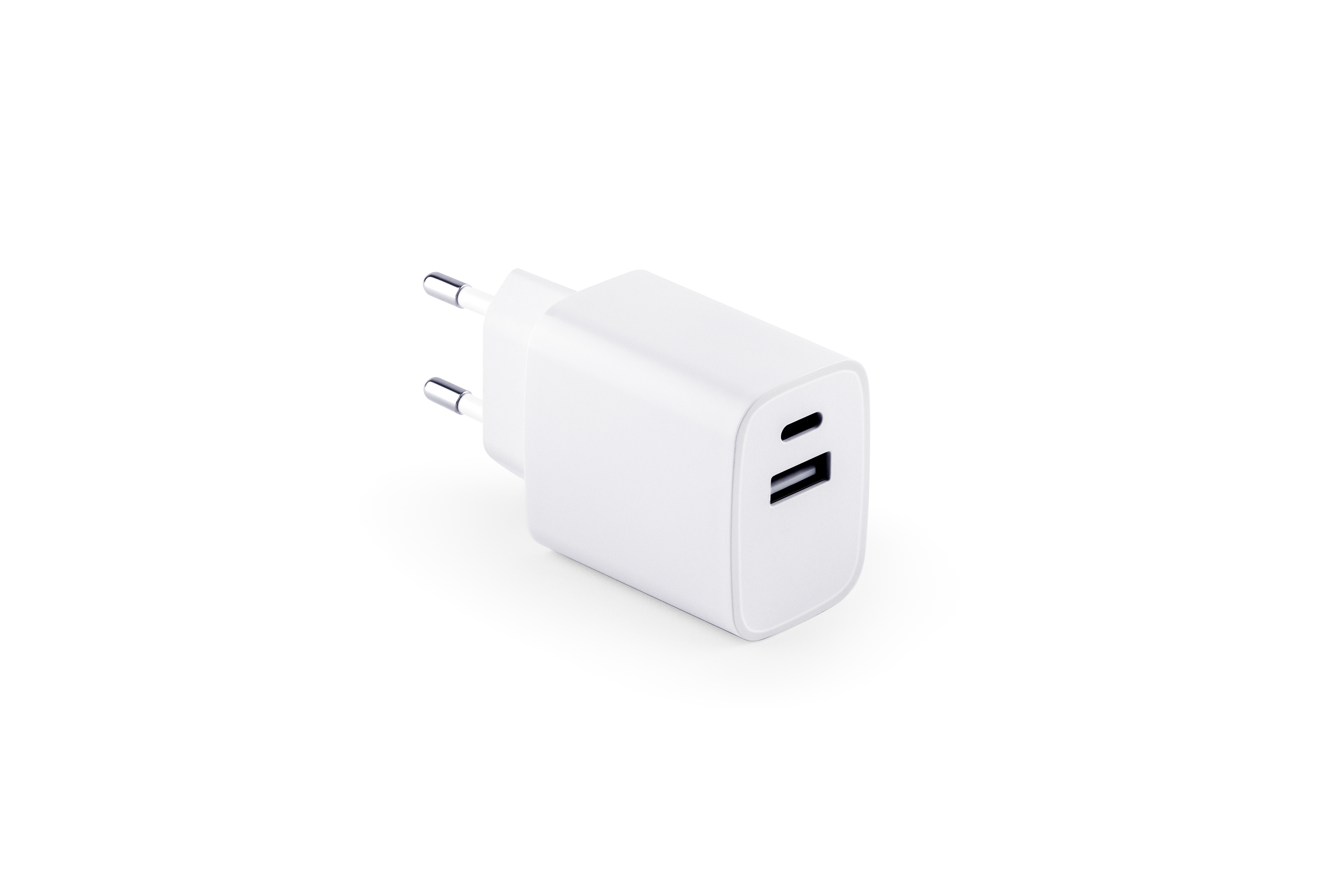 WEGENER. Adaptador de corrente com porta USB-A 18W e USB-C 20W em ABS reciclado (100% rABS)